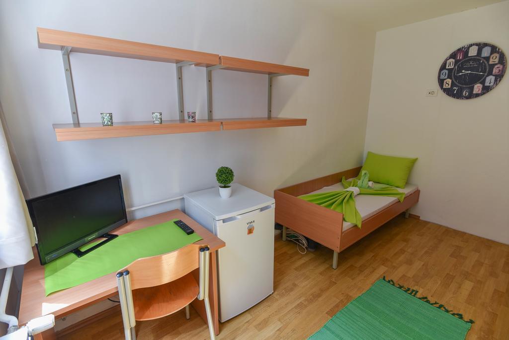 Hostel Studentski Centar Mostar Exteriör bild